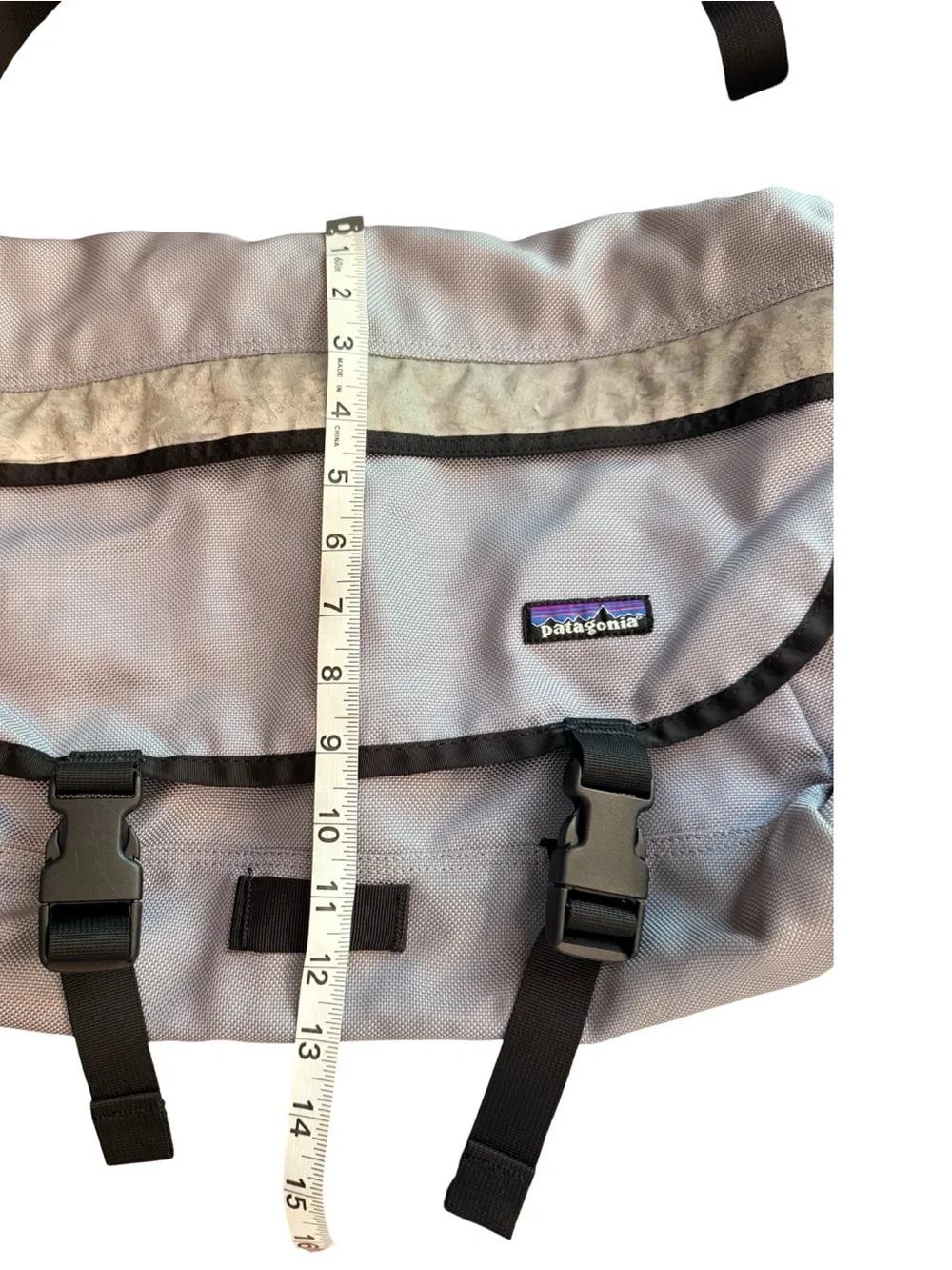 Vintage Patagonia Half Messenger Bag Gray Reflective Stripe Y2K Utility